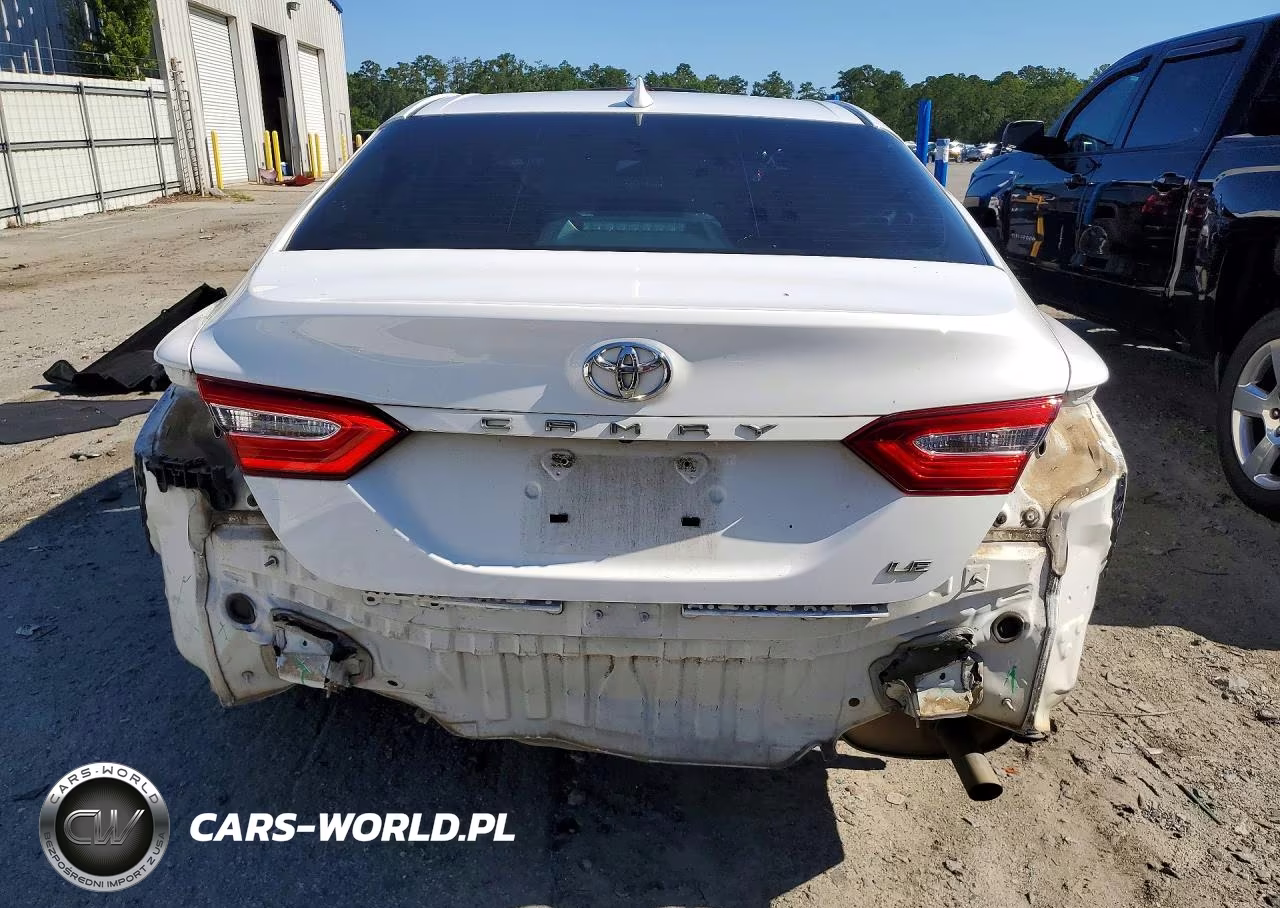 2019 Toyota Camry Le VIN:4T1B11HK4KU243996 - 6