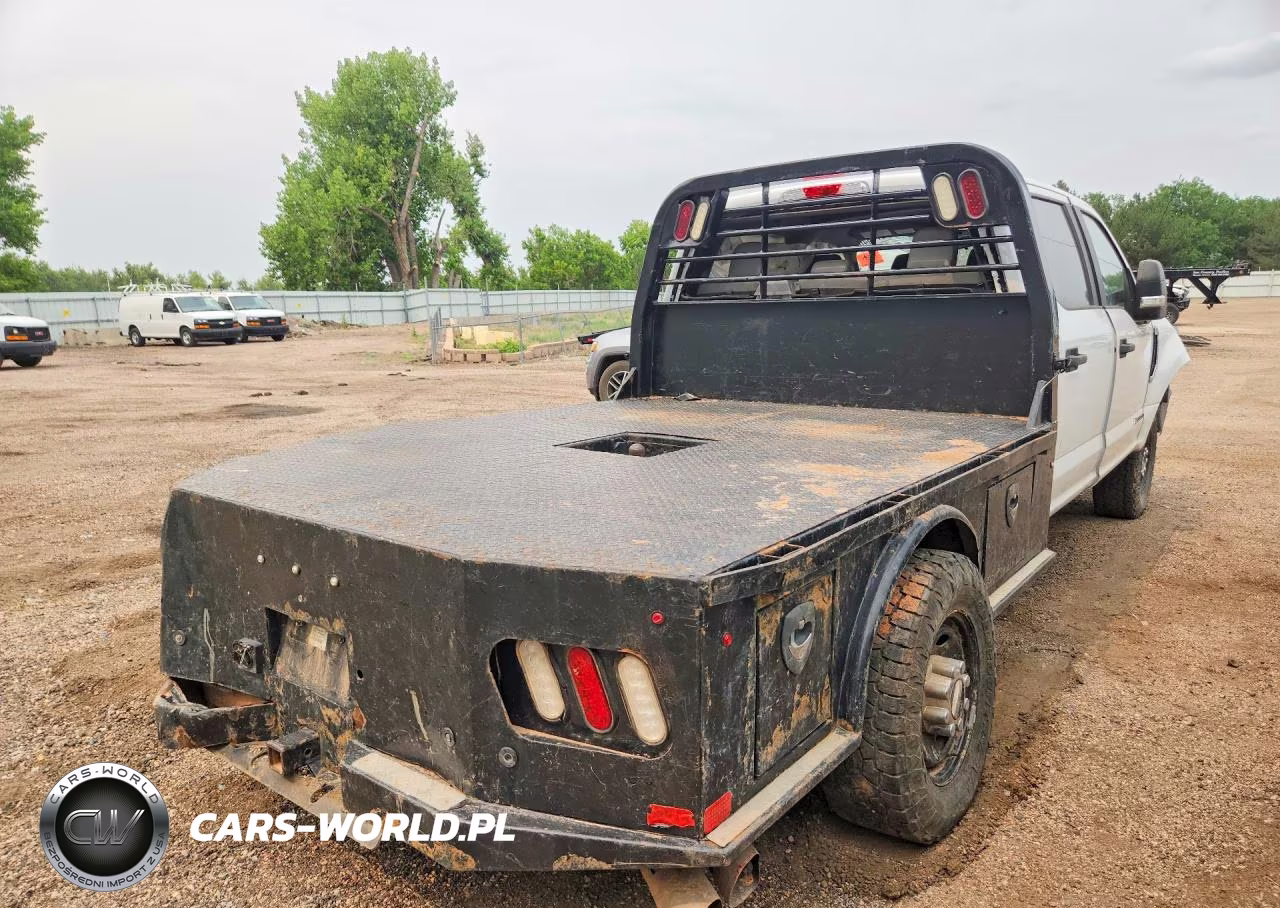 2018 Ford F250 Super Duty VIN:1FT7W2BT4JEB73069 - 3