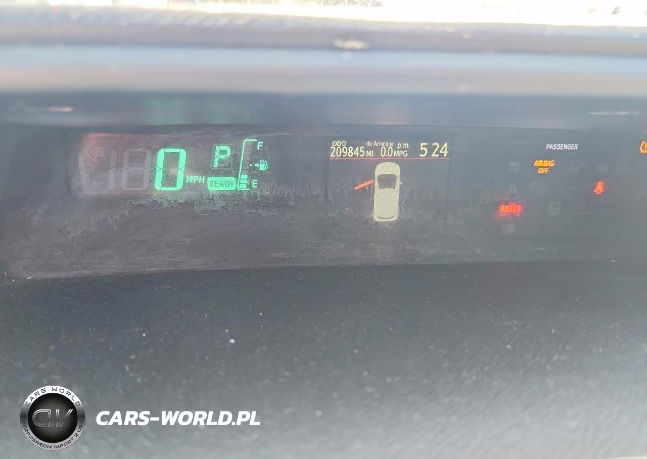 2013 Toyota Prius C One VIN:JTDKDTB39D1057349 - 9