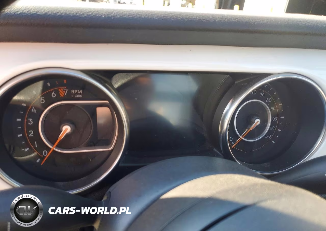 2019 Jeep Wrangler Unlimited Sport VIN:1C4HJXDNXKW689401 - 9