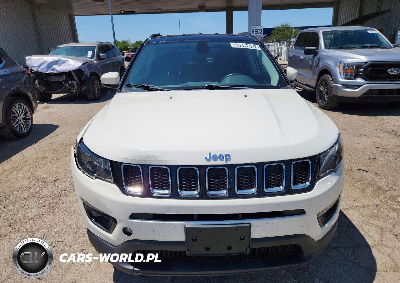 2018 Jeep Compass Latitude VIN:3C4NJCBB8JT488959 - 5
