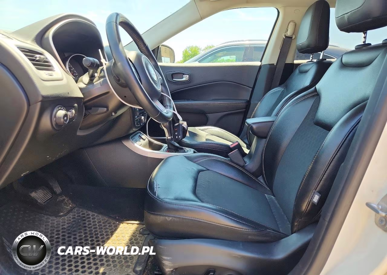 2018 Jeep Compass Latitude VIN:3C4NJCBB8JT488959 - 7