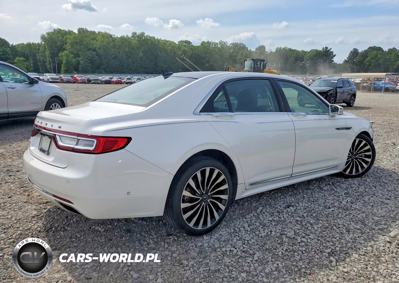 2018 Lincoln Continental Black Label VIN:1LN6L9AP8J5601156 - 3