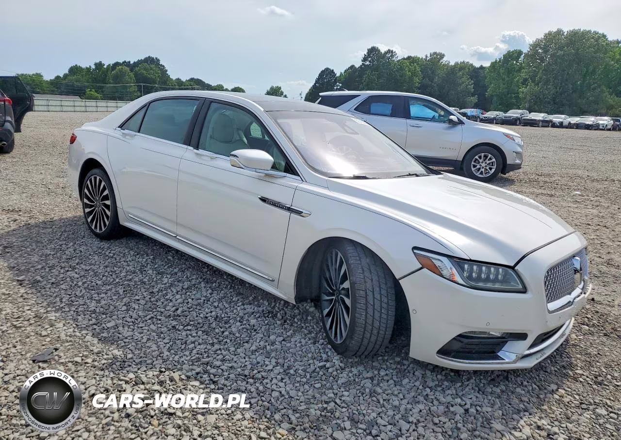 2018 Lincoln Continental Black Label VIN:1LN6L9AP8J5601156 - 4