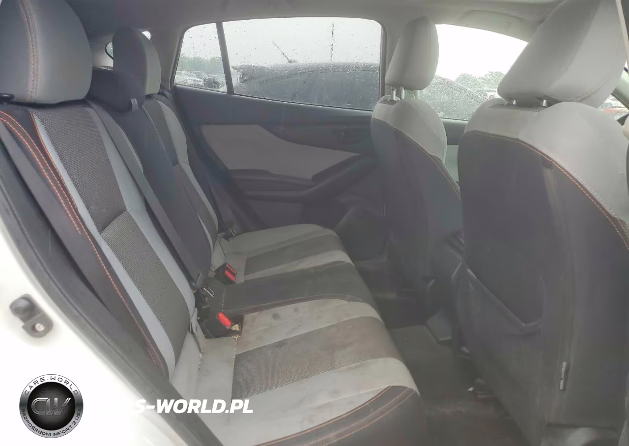 2018 Subaru Crosstrek Premium VIN:JF2GTADC6J8257376 - 11
