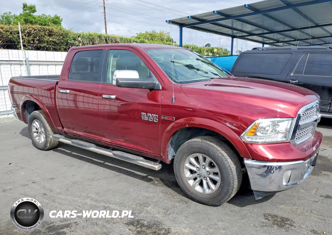 2018 Ram 1500 Laramie VIN:1C6RR7NM4JS355266 - 4