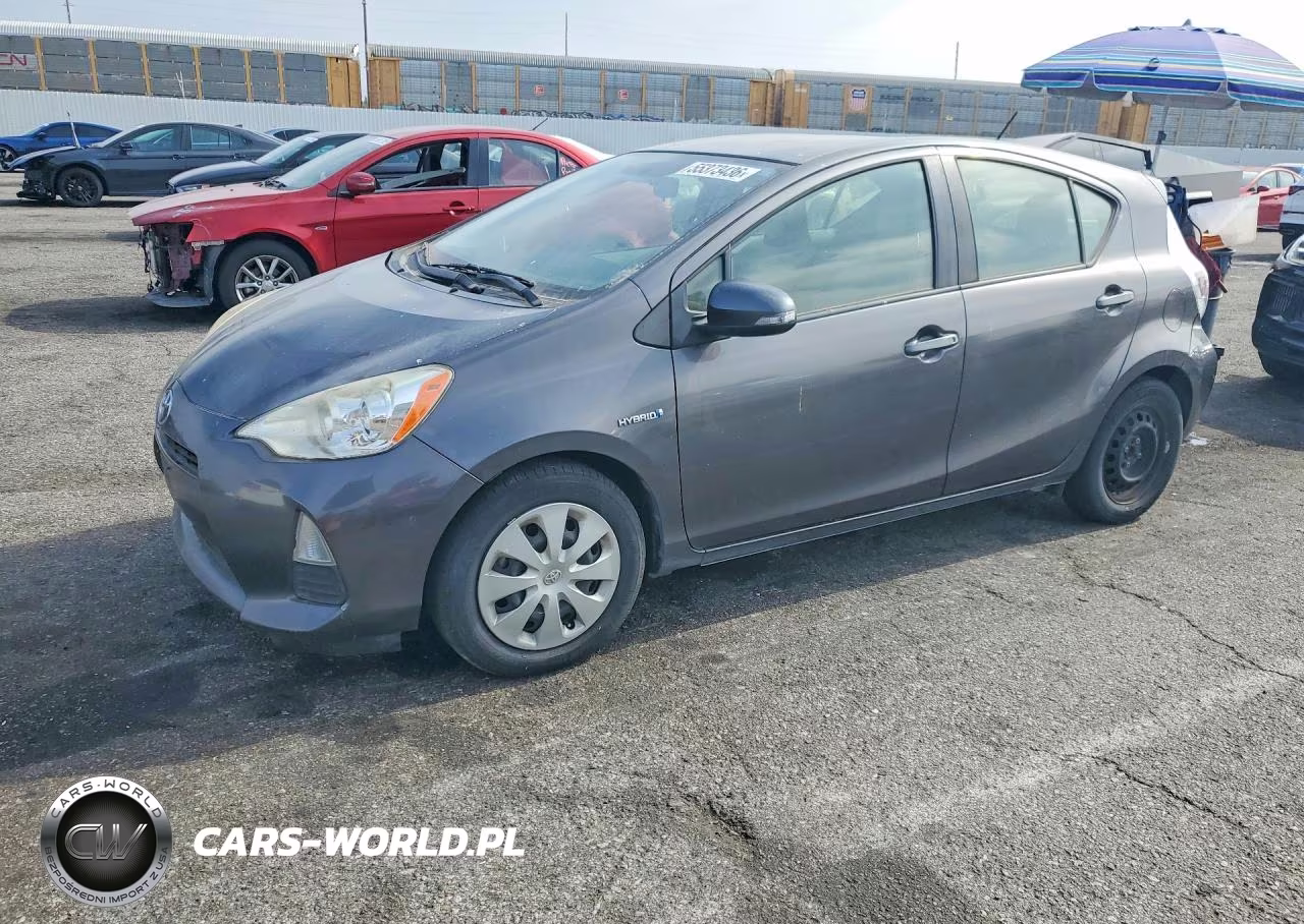 2014 Toyota Prius C One