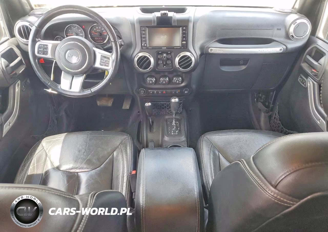 2015 Jeep Wrangler Unlimited Rubicon VIN:1C4BJWFG0FL731399 - 8