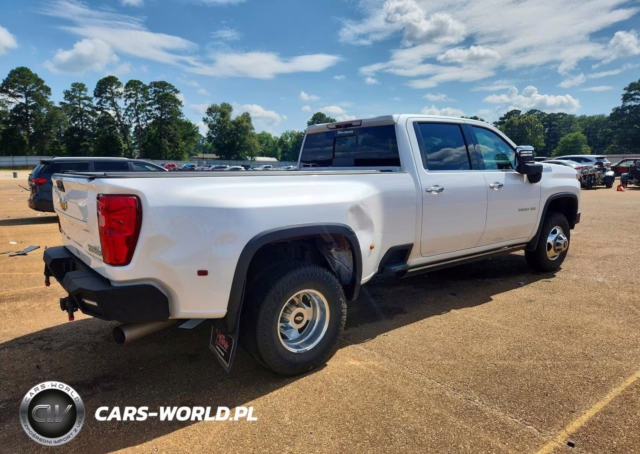 2022 Chevrolet Silverado K3500 High Country VIN:1GC4YVEY2NF193892 - 3