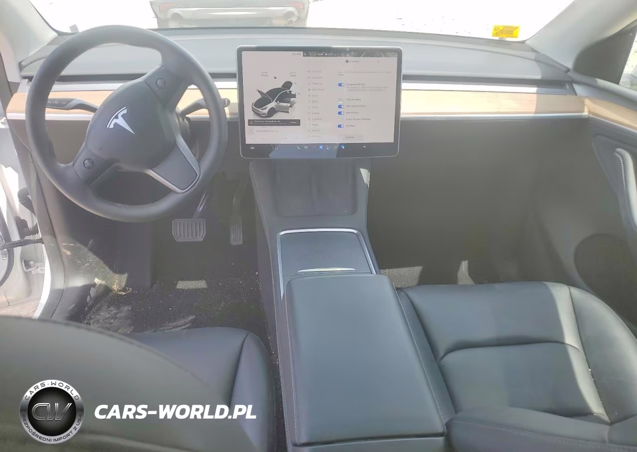 2024 Tesla Model Y VIN:7SAYGDEE4RA216278 - 8