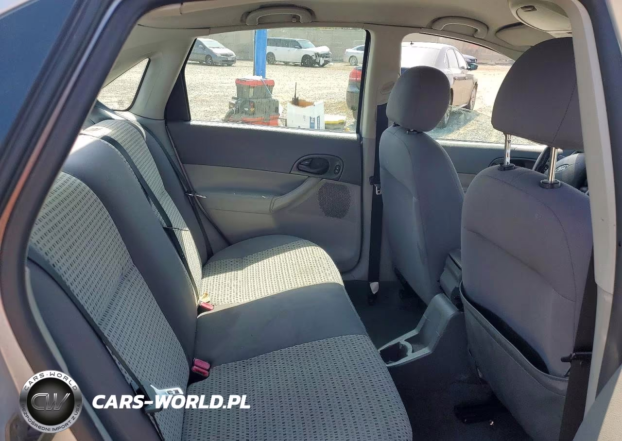 2005 Ford Focus Zx4 VIN:1FAFP34N15W126004 - 10