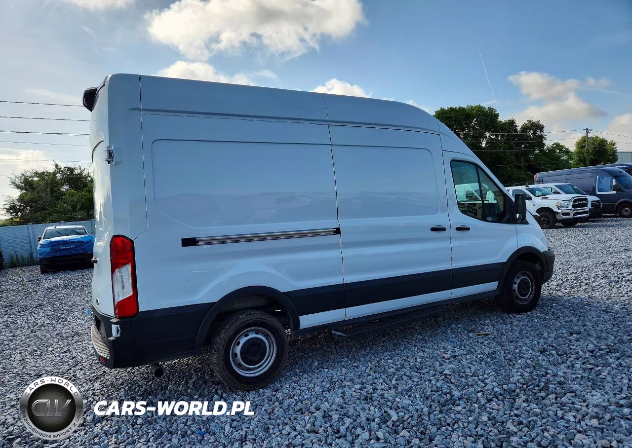2023 Ford Transit 250 Delivery Van VIN:1FTBR1XG7PKA26777 - 3