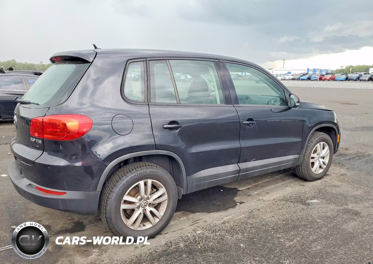 2013 Volkswagen Tiguan S VIN:WVGAV7AX4DW538502 - 3