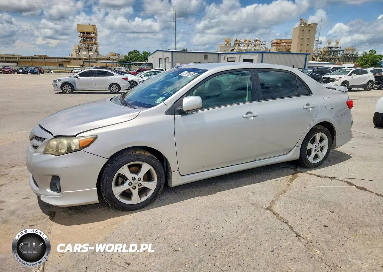 2013 Toyota Corolla S – zdjęcie 1 z 12
