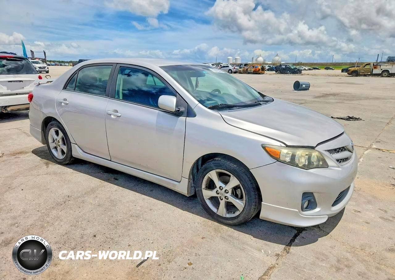 2013 Toyota Corolla S VIN:5YFBU4EE6DP144110 - 4