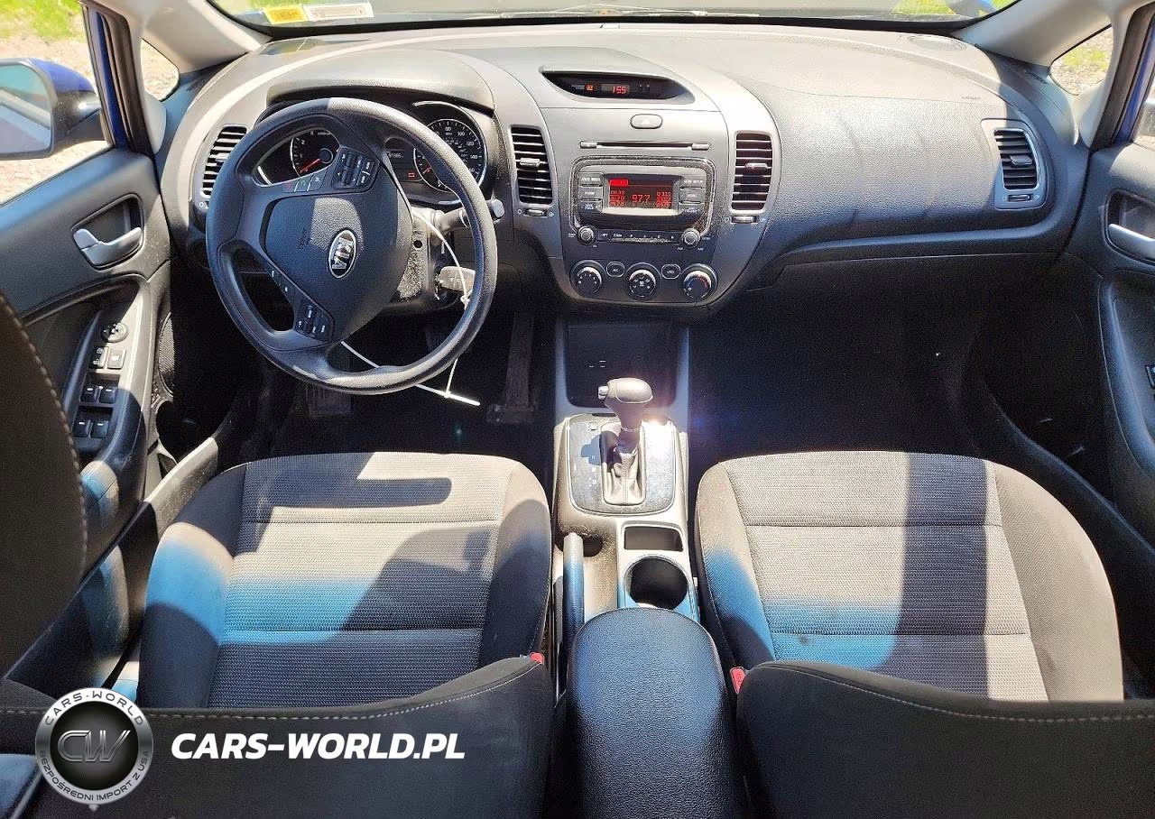 2018 Kia Forte Lx VIN:3KPFK4A73JE245844 - 8