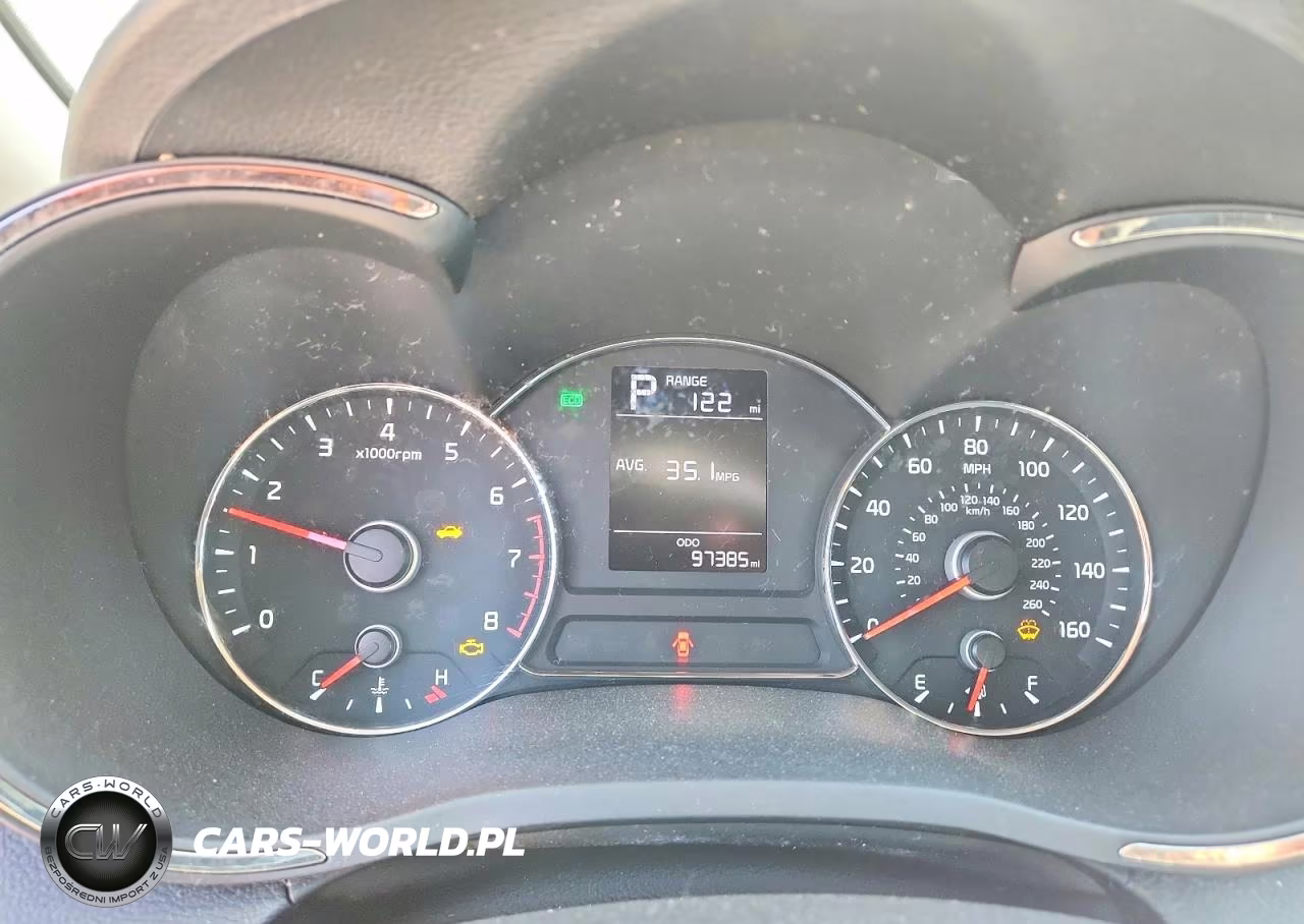 2018 Kia Forte Lx VIN:3KPFK4A73JE245844 - 9