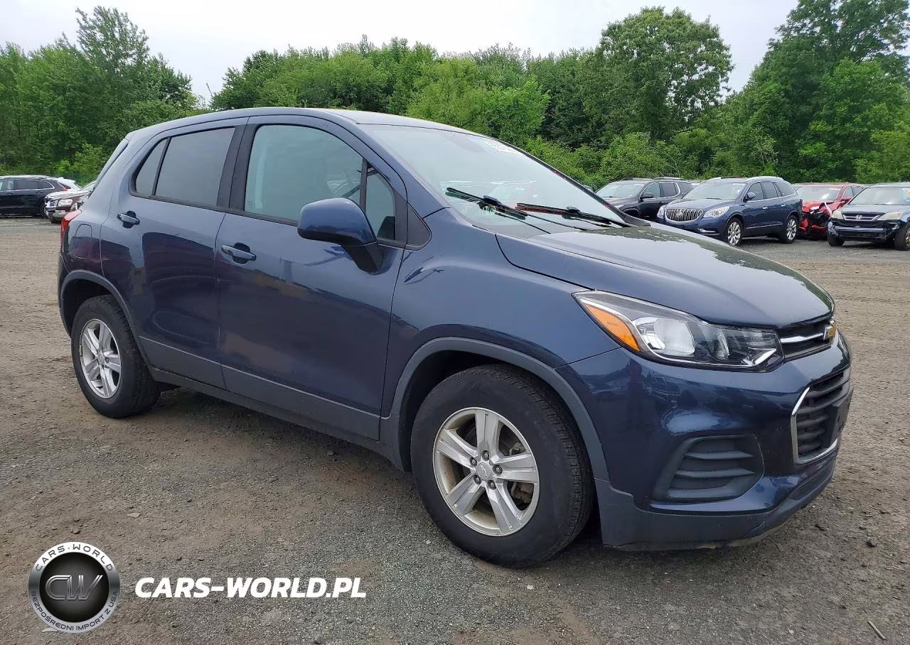2019 Chevrolet Trax Ls VIN:3GNCJKSB8KL193760 - 4
