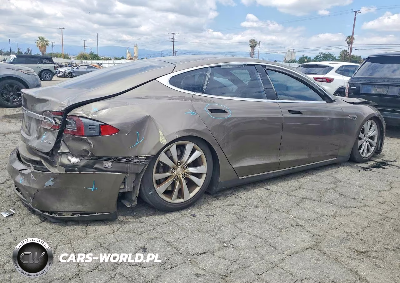 2016 Tesla Model S VIN:5YJSA1E20GF123881 - 3
