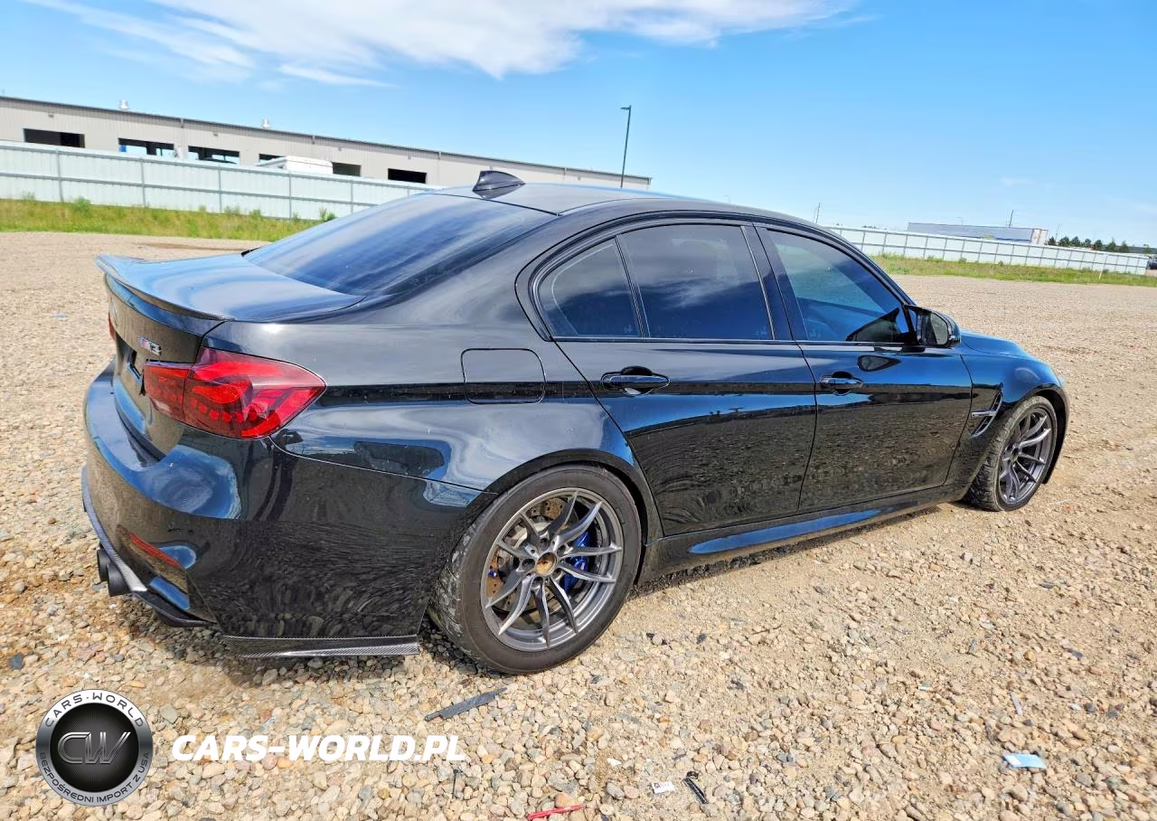 2015 BMW M3 VIN:WBS3C9C5XFP805299 - 3