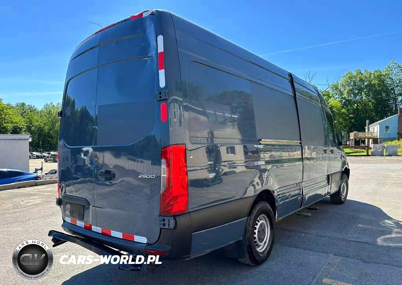 2019 Mercedes-Benz Sprinter 2500 VIN:WD4PF1CD1KP149485 - 3