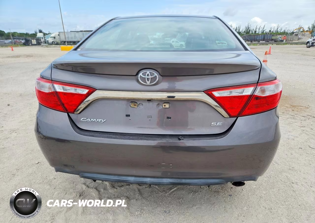 2015 Toyota Camry Se VIN:4T1BF1FK2FU016915 - 6