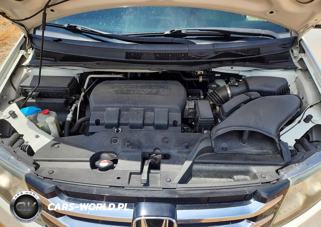 2016 Honda Odyssey Touring VIN:5FNRL5H99GB044296 - 12