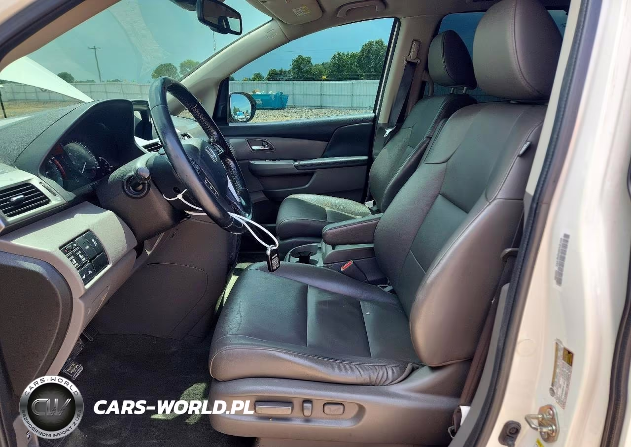 2016 Honda Odyssey Touring VIN:5FNRL5H99GB044296 - 7