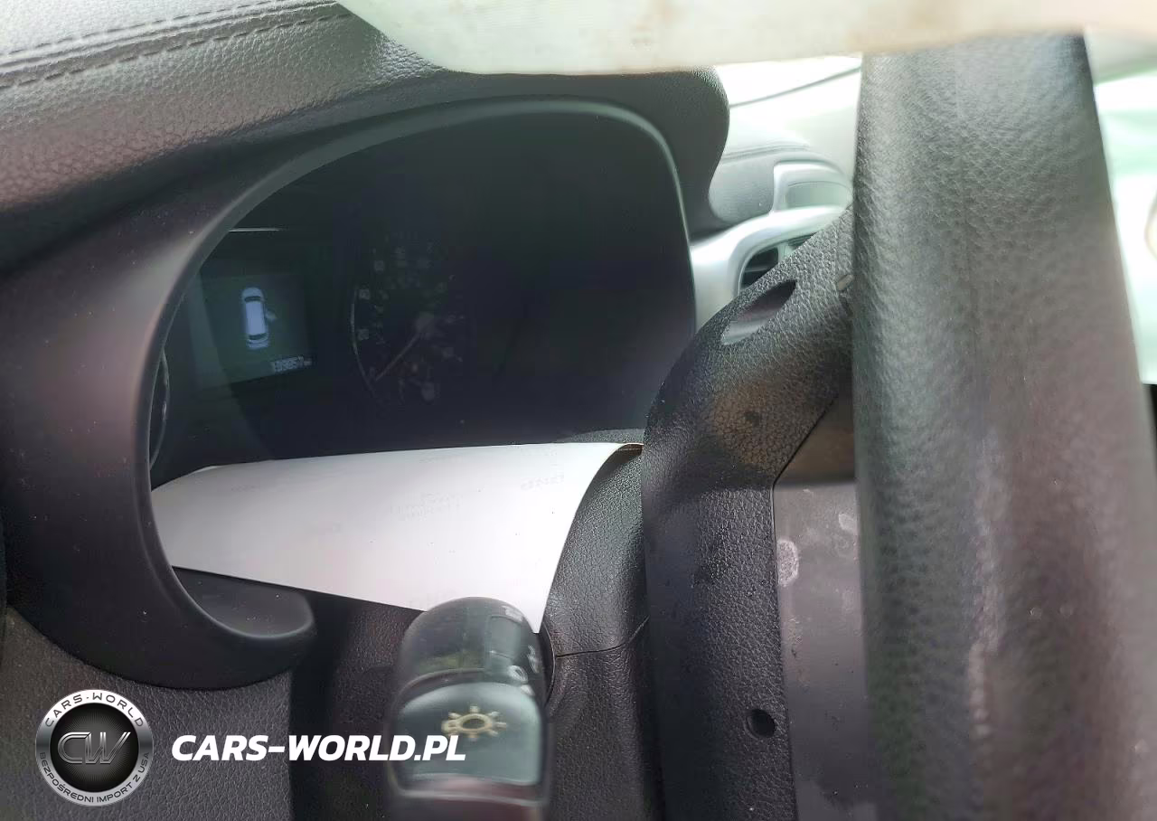 2019 Kia Sorento L VIN:5XYPG4A3XKG582471 - 9