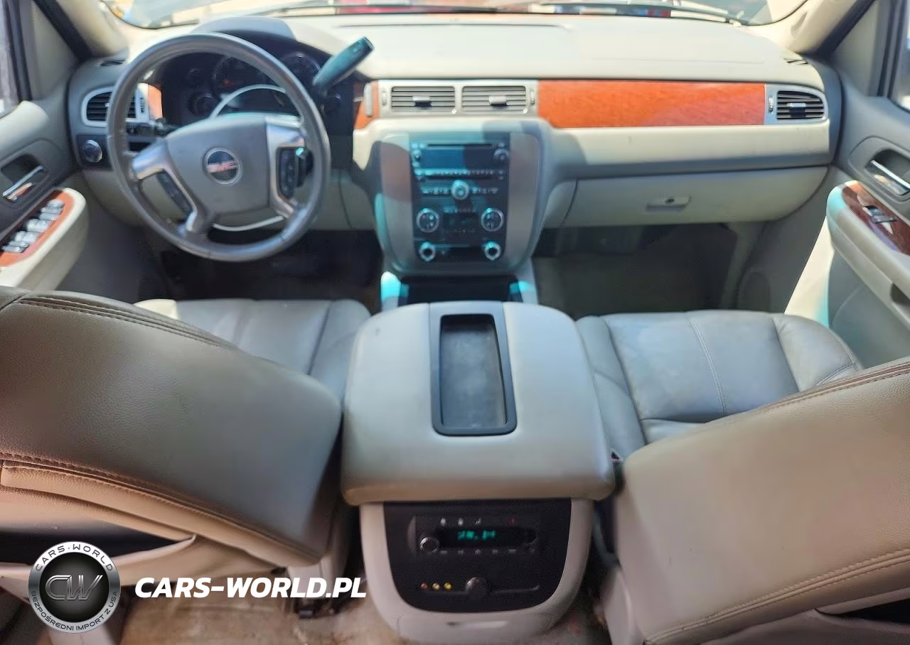 2007 GMC Yukon Xl C1500 VIN:1GKFC16J47J275385 - 8