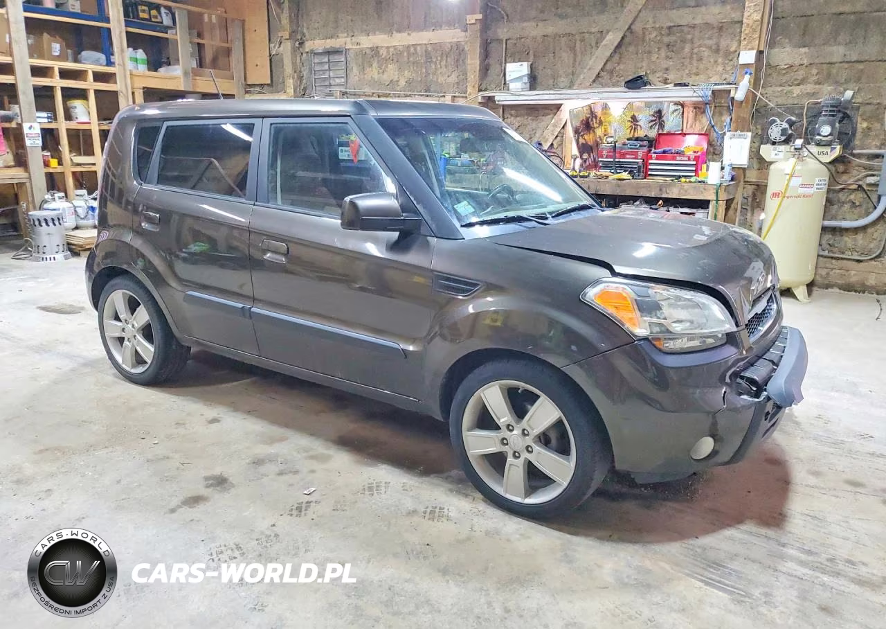 2010 Kia Soul + VIN:KNDJT2A24A7073954 - 4