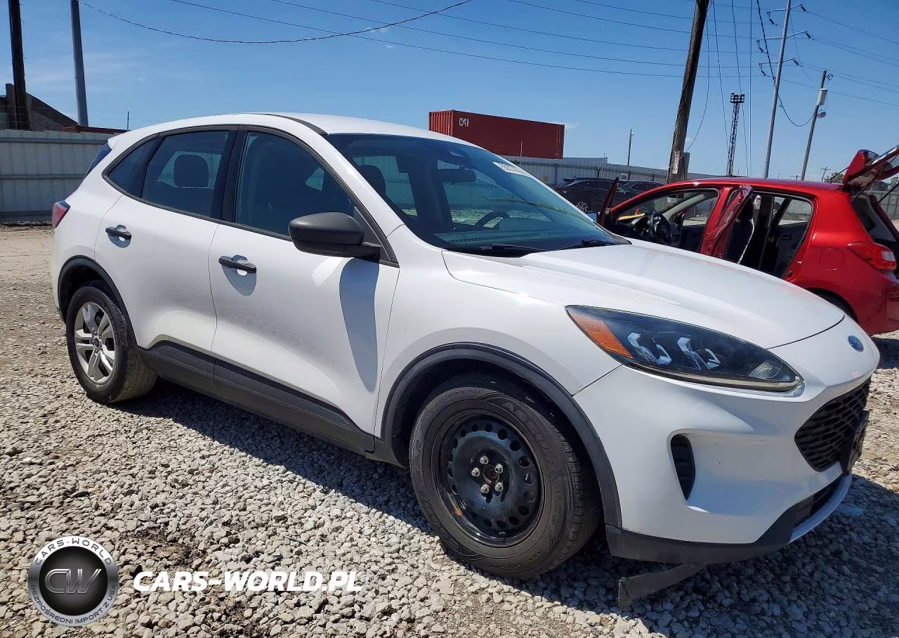 2020 Ford Escape S VIN:1FMCU0F69LUA21662 - 4