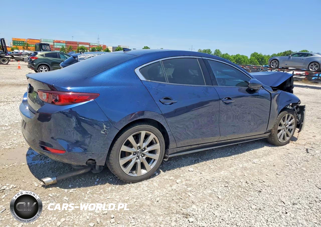2023 Mazda 3 Premium VIN:3MZBPBDM8PM350025 - 3