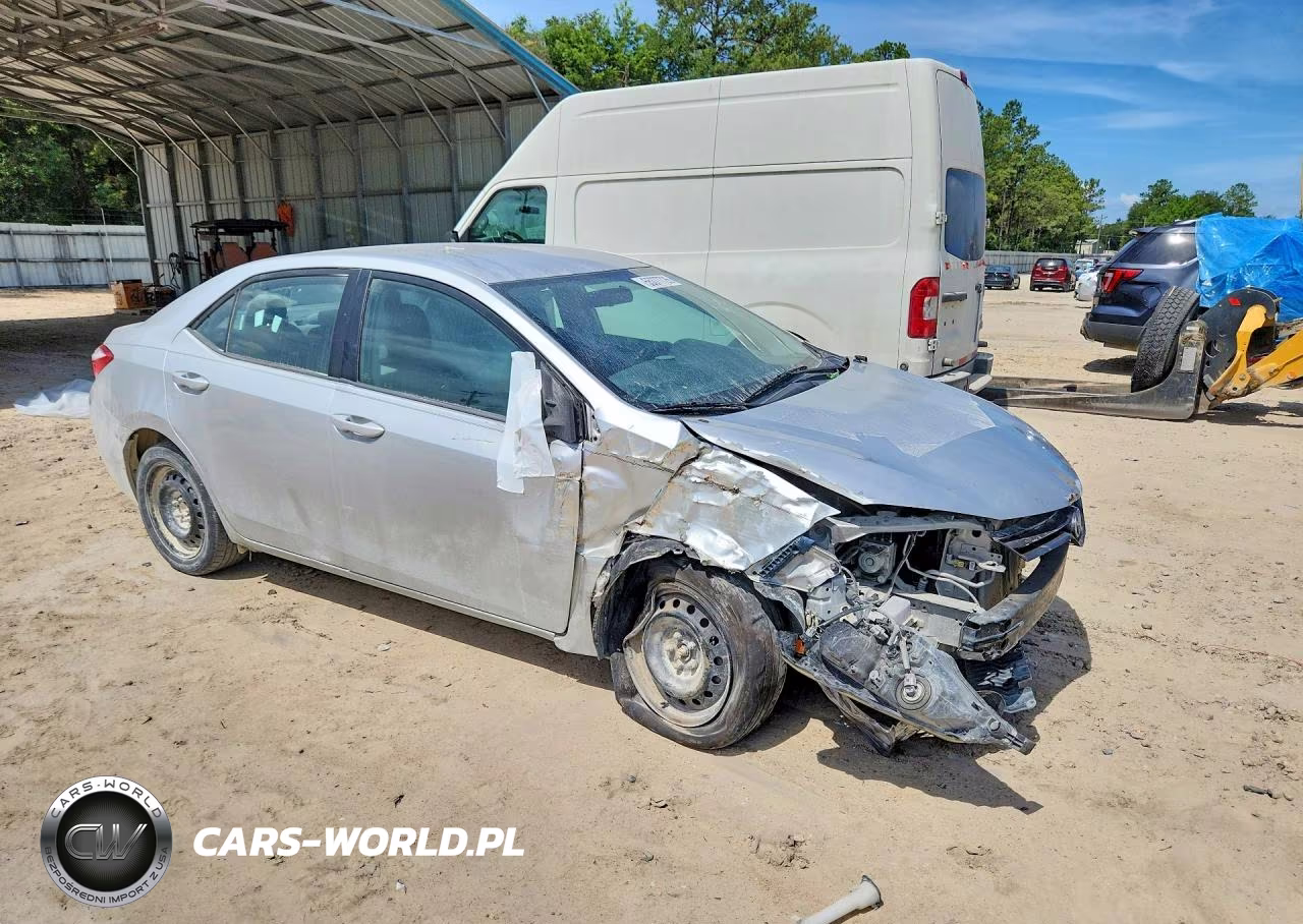 2016 Toyota Corolla Le VIN:5YFBURHE3GP458620 - 4