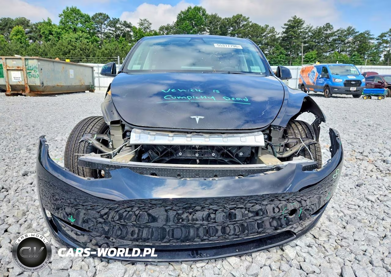 2023 Tesla Model Y VIN:7SAYGDEF8PF753471 - 5