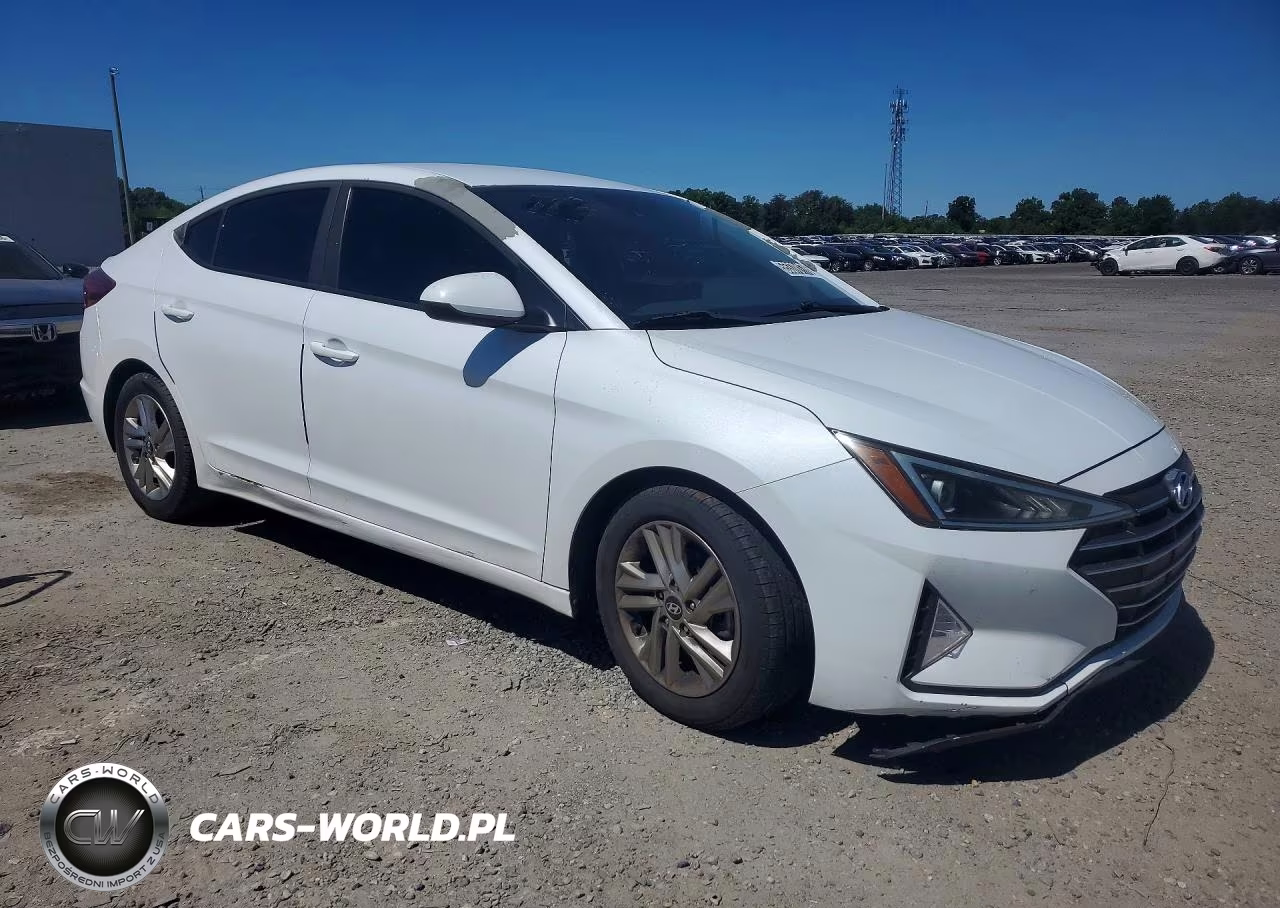2019 Hyundai Elantra Sel VIN:5NPD84LF1KH450957 - 4