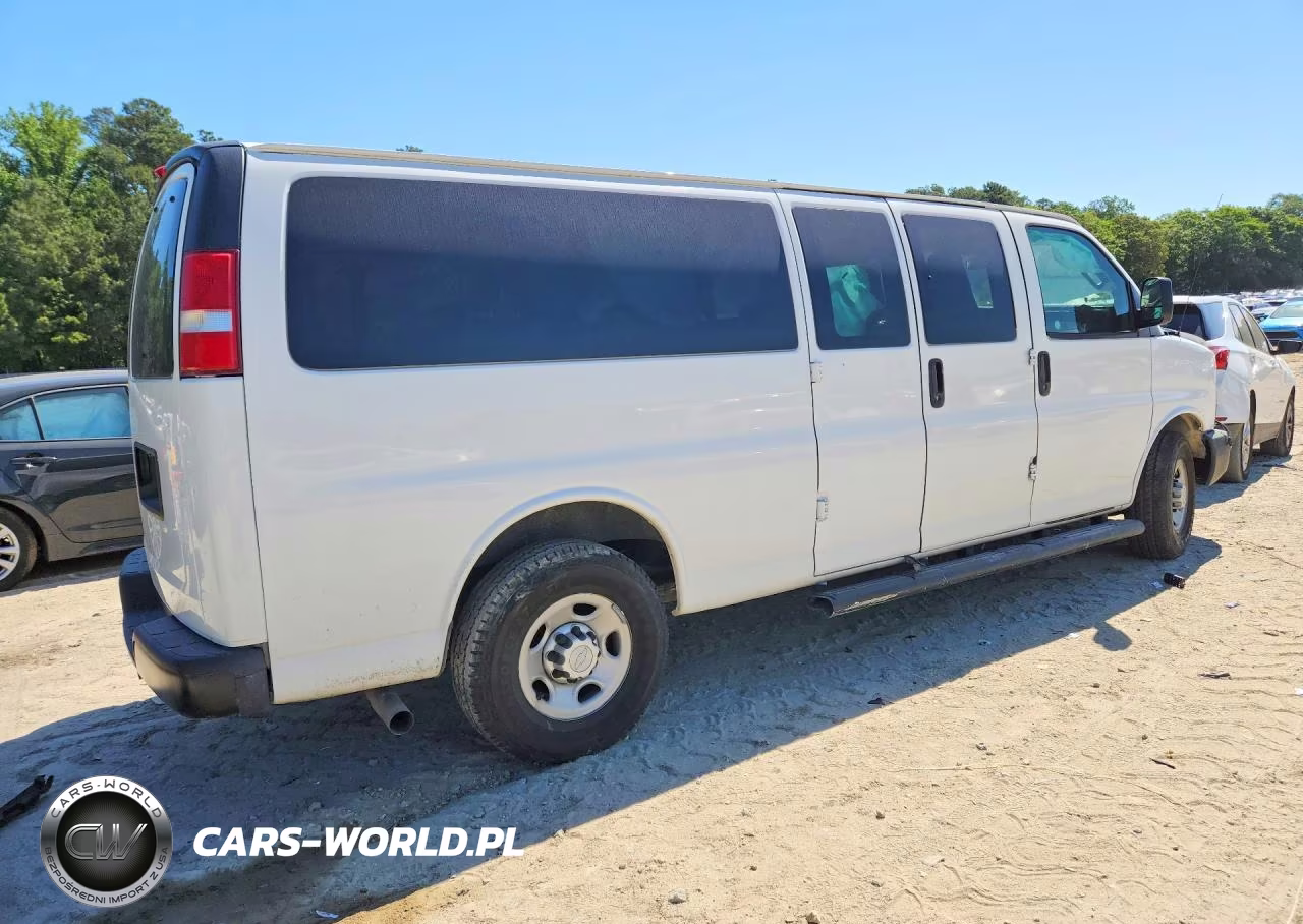 2016 Chevrolet Express G3500 Ls VIN:1GAZGNFG0G1197902 - 3