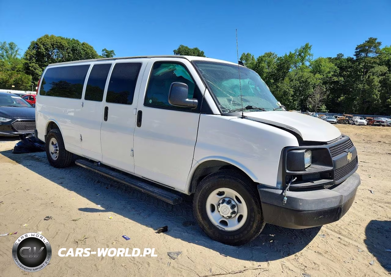2016 Chevrolet Express G3500 Ls VIN:1GAZGNFG0G1197902 - 4