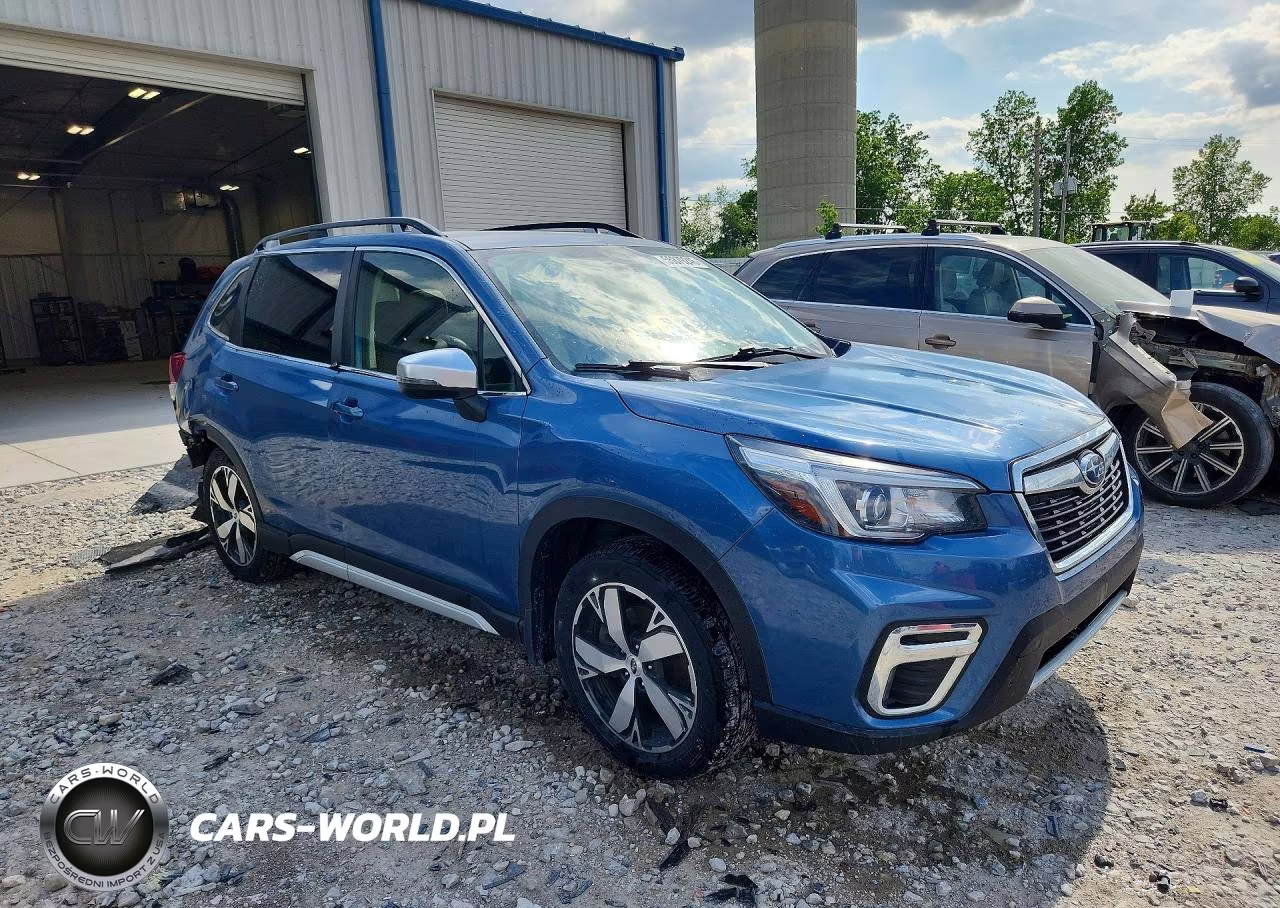 2020 Subaru Forester Touring VIN:JF2SKAXC6LH588194 - 4