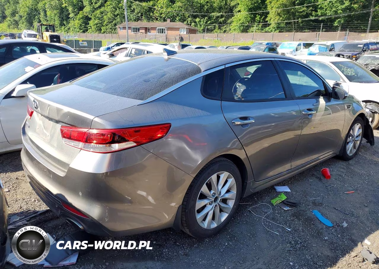 2018 Kia Optima Lx VIN:5XXGT4L37JG272161 - 3