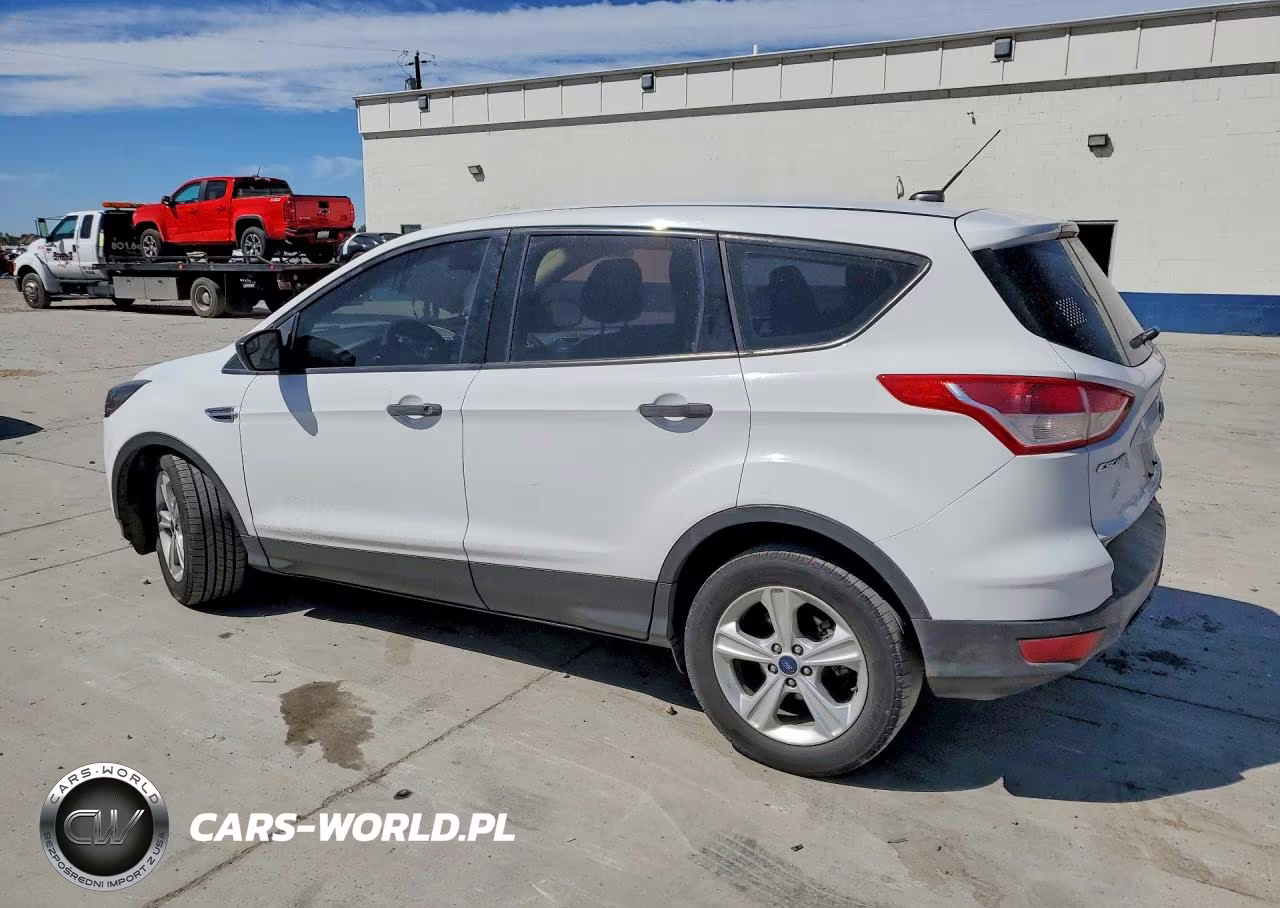 2013 Ford Escape S VIN:1FMCU0F76DUC24647 - 2