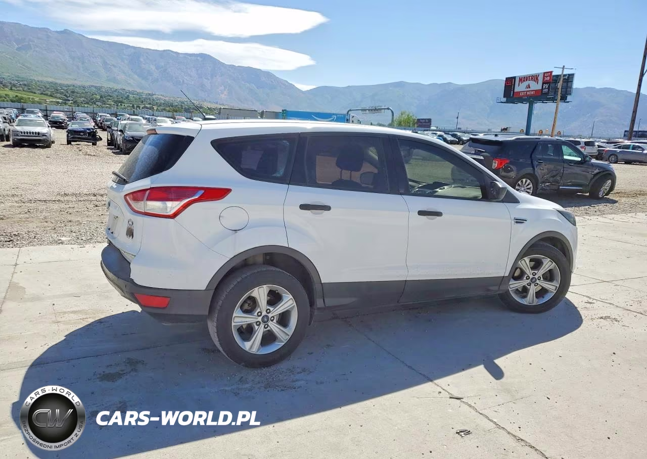 2013 Ford Escape S VIN:1FMCU0F76DUC24647 - 3