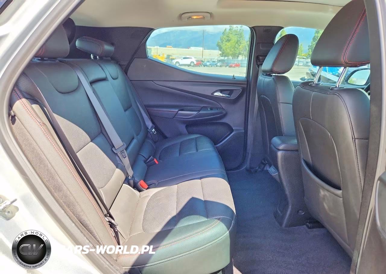 2023 Chevrolet Bolt Euv Premier VIN:1G1FZ6S02P4122595 - 11