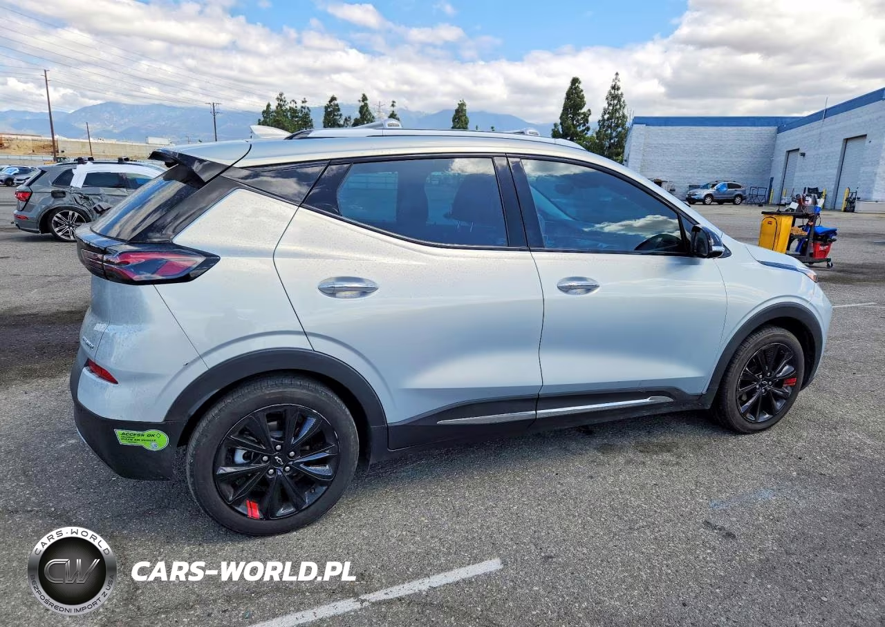 2023 Chevrolet Bolt Euv Premier VIN:1G1FZ6S02P4122595 - 3