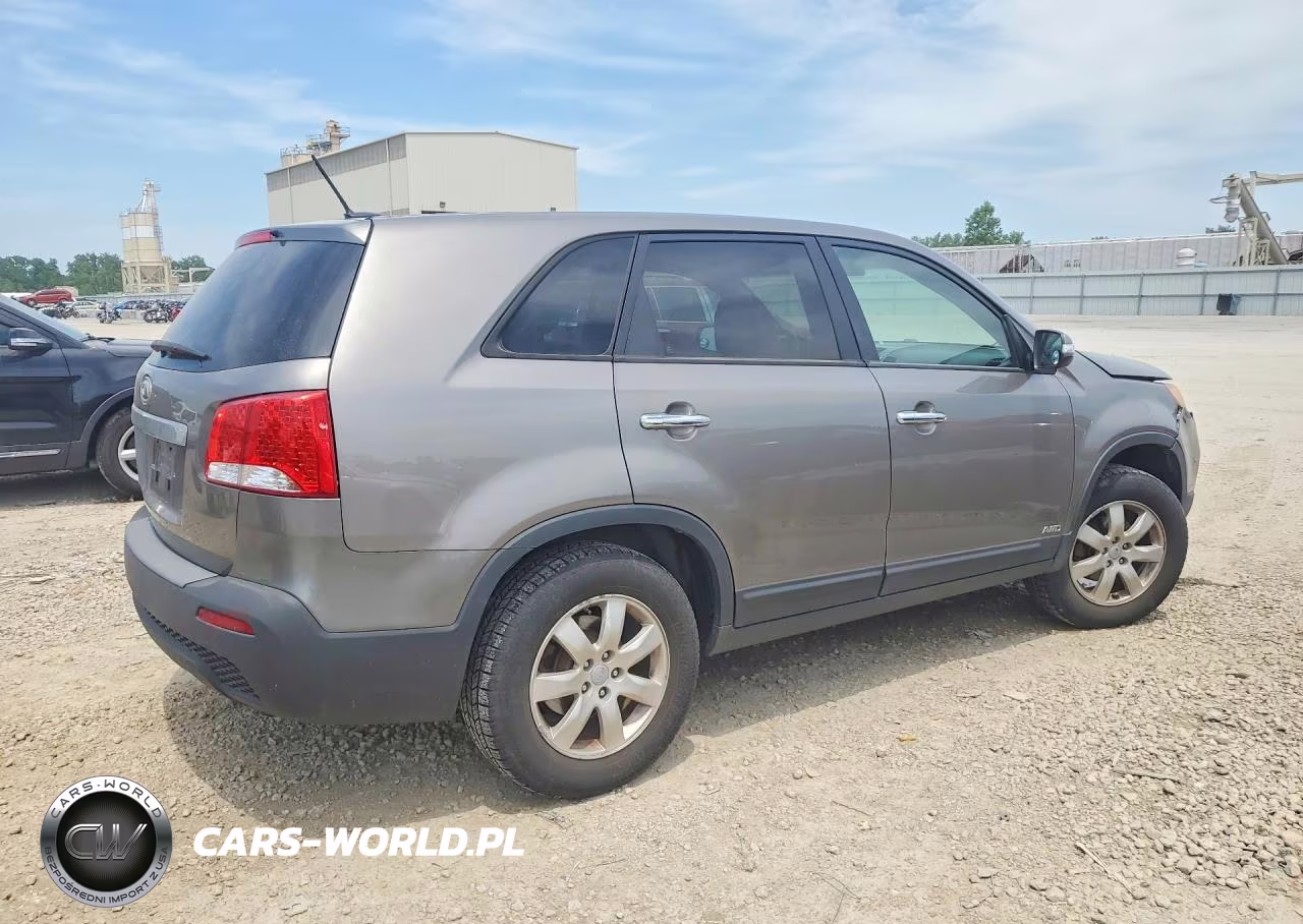 2012 Kia Sorento Lx VIN:5XYKTDA62CG231782 - 3