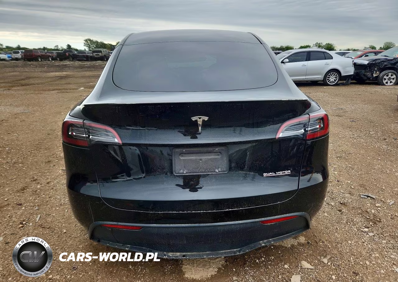 2023 Tesla Model Y VIN:7SAYGDEF7PF708666 - 6