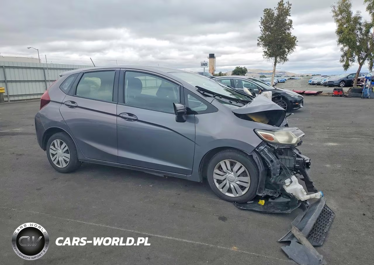 2017 Honda Fit Lx VIN:JHMGK5H56HS018457 - 4