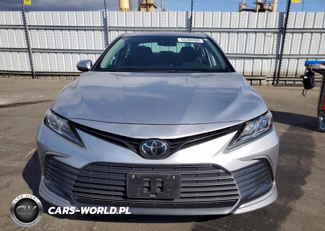 2024 Toyota Camry Le VIN:4T1C11AK2RU886677 - 5