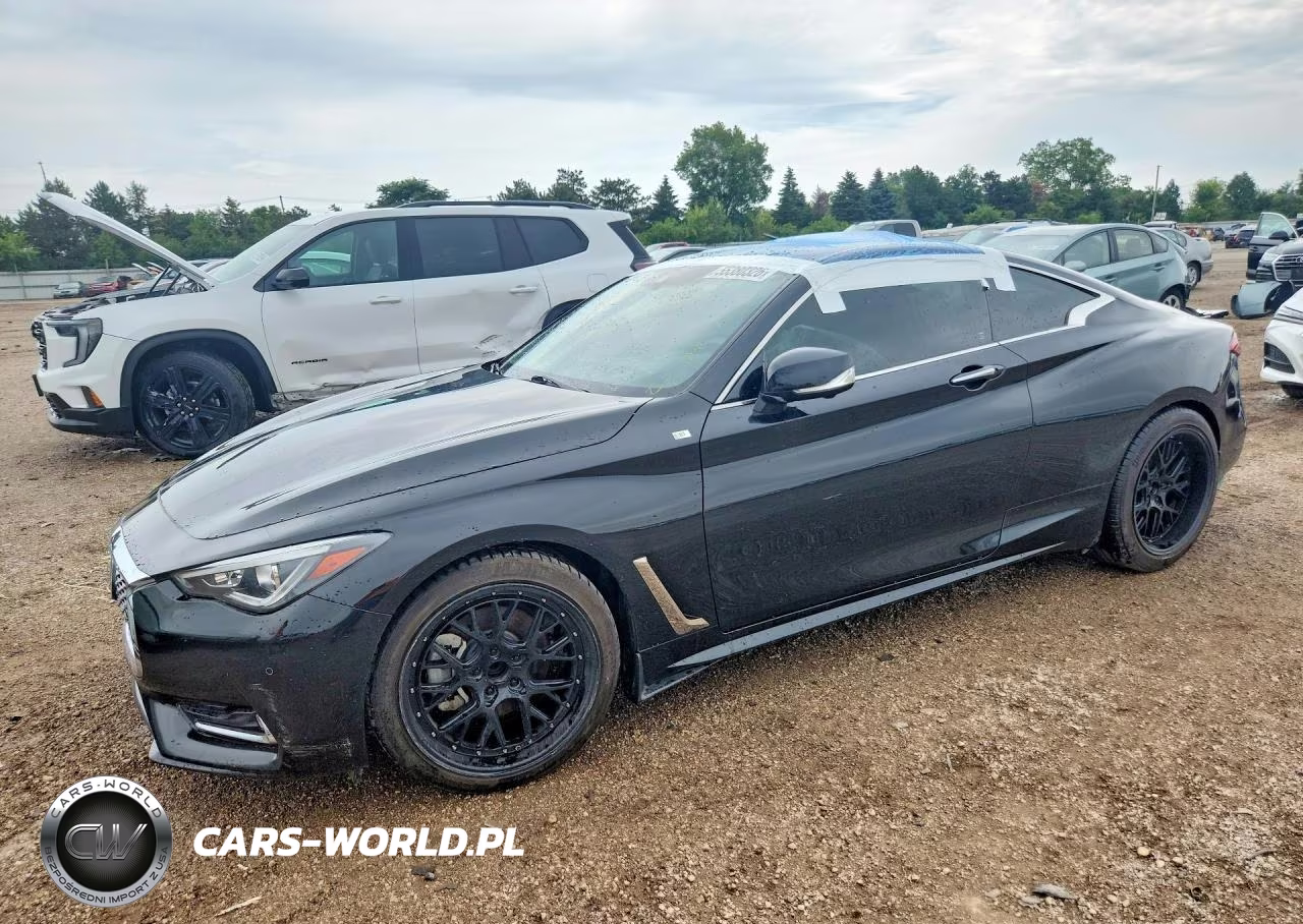 2022 Infiniti Q60 Luxe