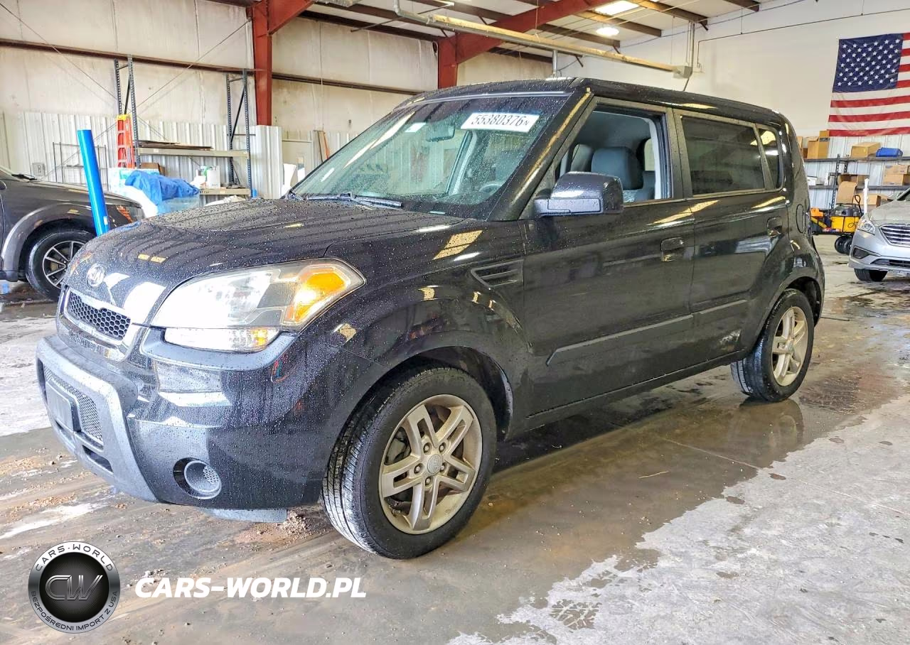 2010 Kia Soul +